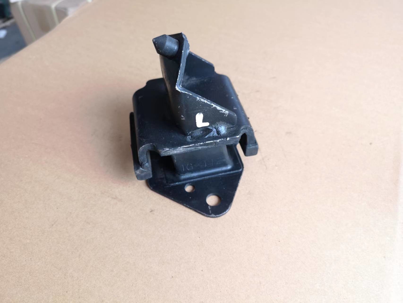 4JA1 4JH1 Engine Foot Rubber 8972349772 Dmax Pickup Auto Parts Engine Cushion Front Left Side