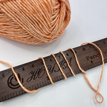 1/2.6NM Blending Cute Fluffy Air Yarn For Knitting Baby Dolls Hair Clip
