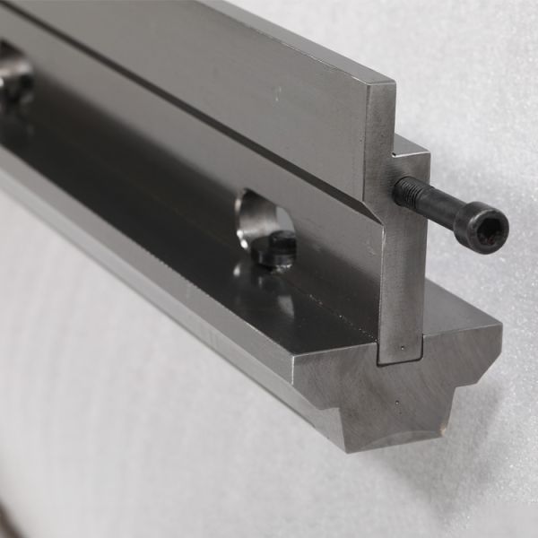 Container Shell Bending Machine Mould Press Brake Punch 50HRC Hardness