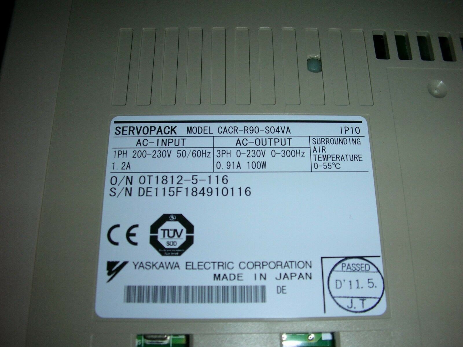 Yaskawa CACR-R90-S04VA Industrial Servo Drives New Original Box