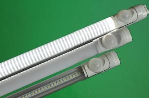 China Aluminum Alloy Lamp Body Material and CE,RoHS Certification 36w led tube light t8 on sale