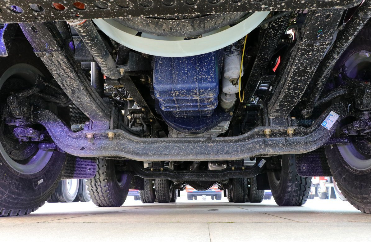 50 Ton Dump Trucks For Sale 8×4 Shacman L3000 Fast 10-Speed Manual Transmission 300hp