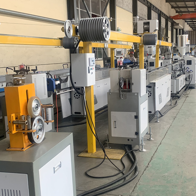 1.75mm 30kg/H Pla Filament Extruder , 3d Filament Making Machine