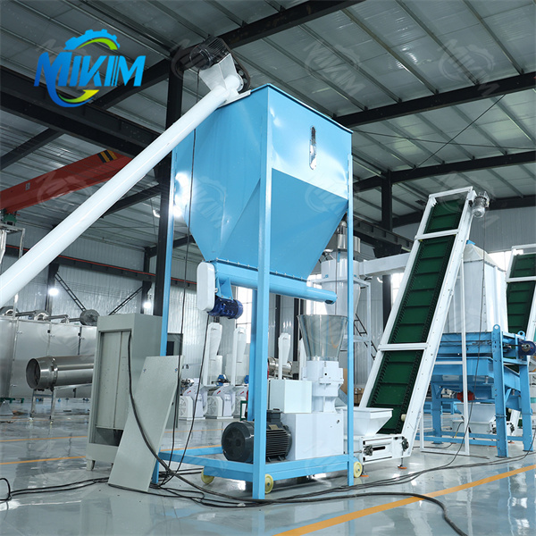 Poultry Feed Pellet Machine Sawdust Biomass Wood Pellet Mill Machine 200kg/ H