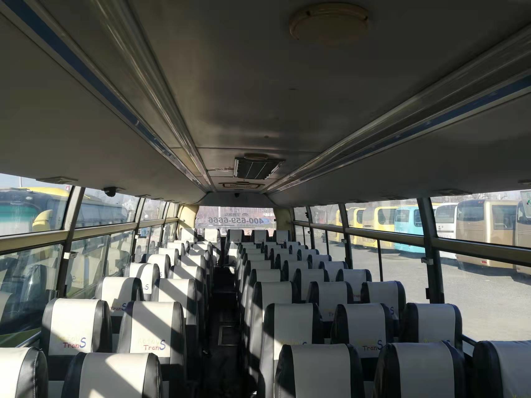 60 Seats 2015 Year Used Bus Zk6110 Diesel Engine Yutong Used Coach Bus For Commuter