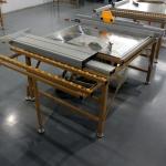 Wood Cutting Sliding Table Saw Machine For Woodworking Professionals