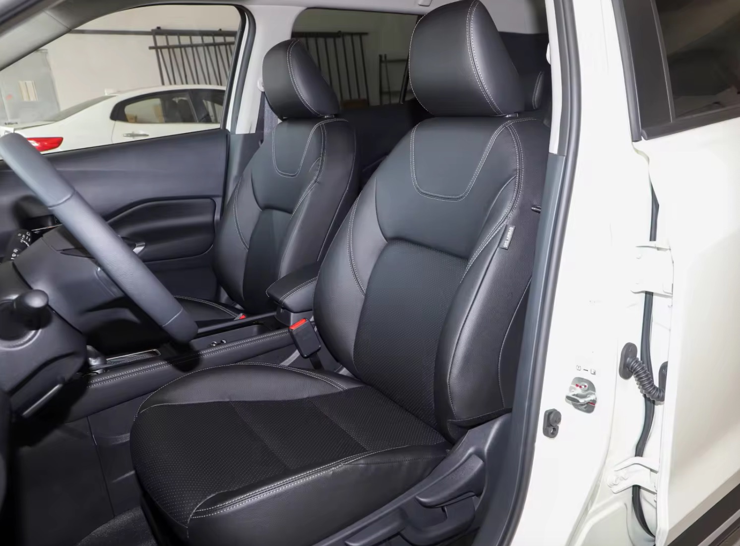 2024 Dongfeng Nissan Kicks 1.5L 122Hp Petrol Used Car Small SUV with Maximum Torque Nm 100-200Nm