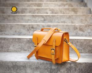 China Yellow Oversized Handbags High Quality Handmade Leather Satchel Handbag on sale