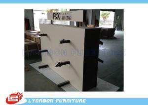 Wholesale Market Metal Hanger Wooden Display Racks Customized For Carpet Present from china suppliers