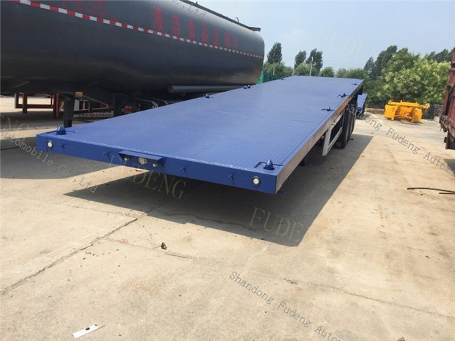 Light Tare Weight 20ft 40ft Container loading Flatbed Semi Trailer with steel material