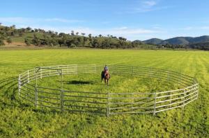 Wholesale 26 Portable Horse Stall Panels Inc Gate, Round Yard, Cattle Fences, Corral 18m Diameter from china suppliers