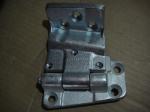 Stainless Steel Truck Engine Parts , Sinotruk Truck Door Hinge AZ1664210041