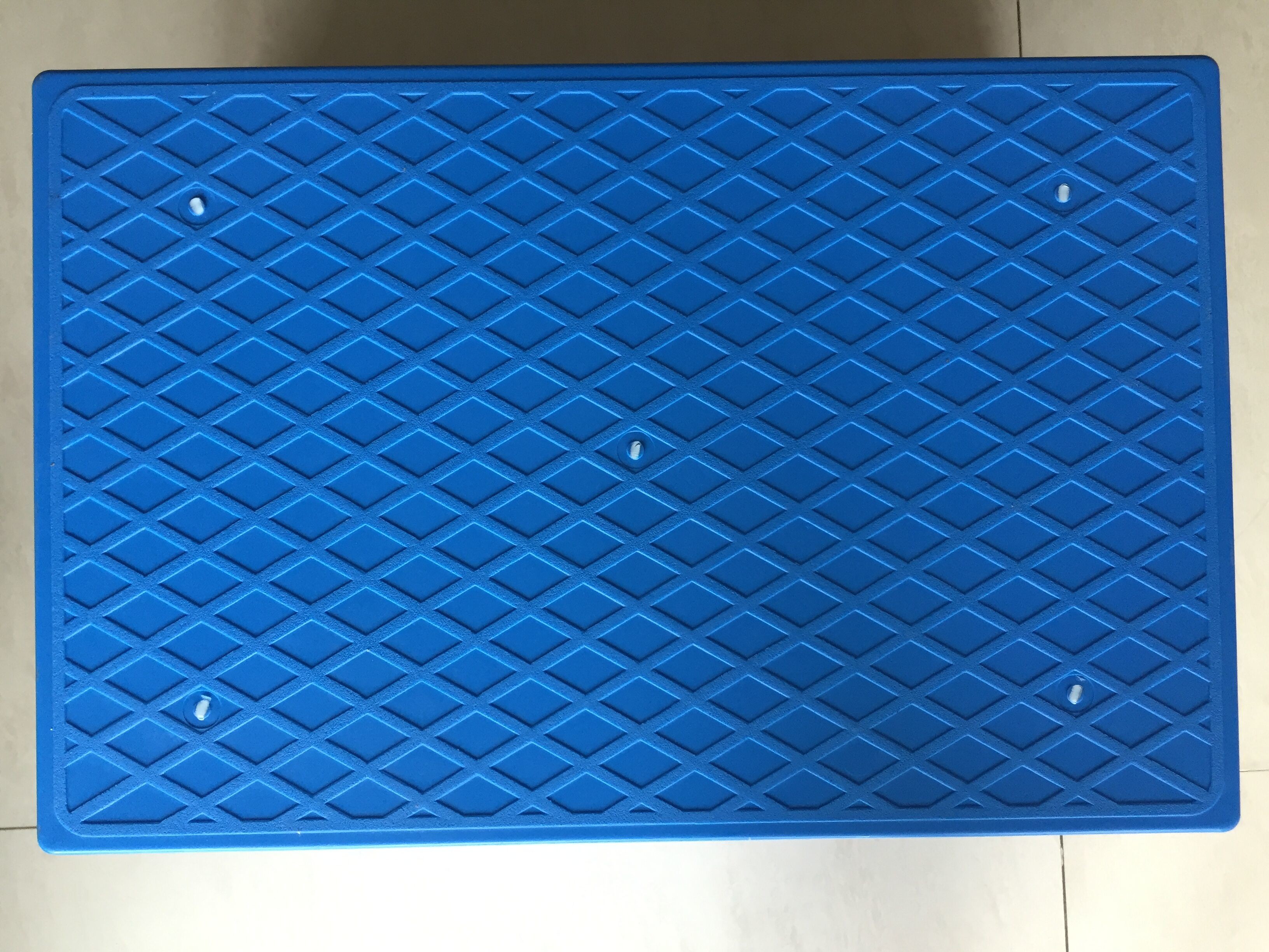Deeper 600*400*462 mm Plastic Attached Lid Containers With Customized Logo