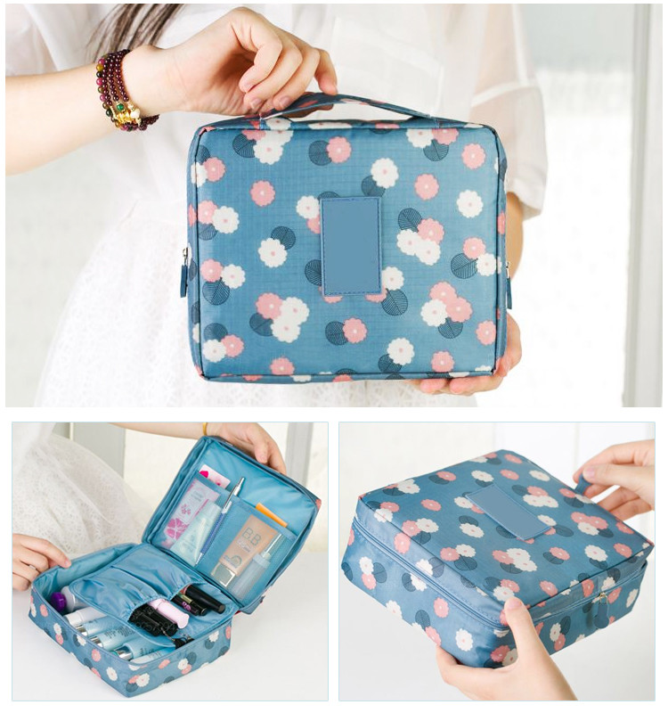 Waterproof Hanging Organizer Bag
