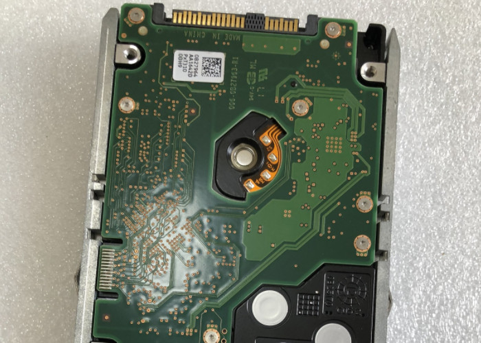 Brand New IBM Hard Disk 44V6833 44V6838 300G 10K SAS 1885 HDD Style