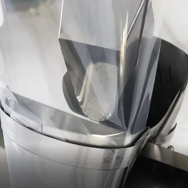 Electric Small Granule Packing Machine Vertical Multi Function Packing Machine