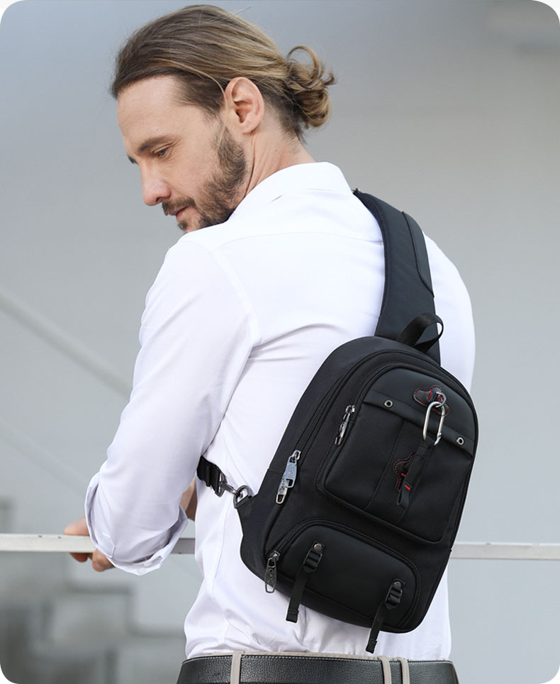 Factory wholesale large capacity shoulder bag multi functional travel sling bag men's Crossbody chest bag