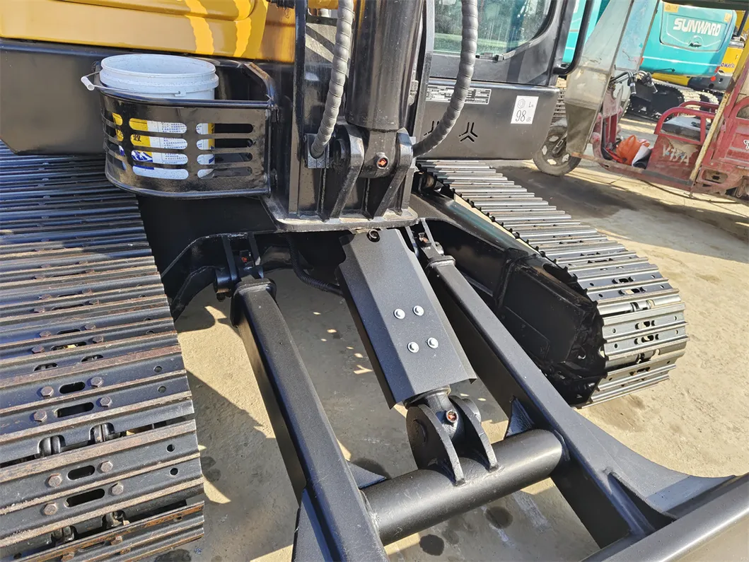 High-Efficiency Sany Sy60 6 Ton Crawler Excavator Second Hand Machinery Excavator with Loader Attachment China Made Construction Equipment