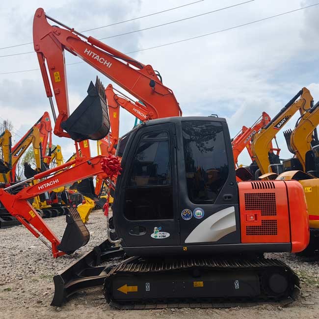 Little Excavator Used Crawl Excavator HItachi ZX60 0.22m3 Bucket Capacity For Construction