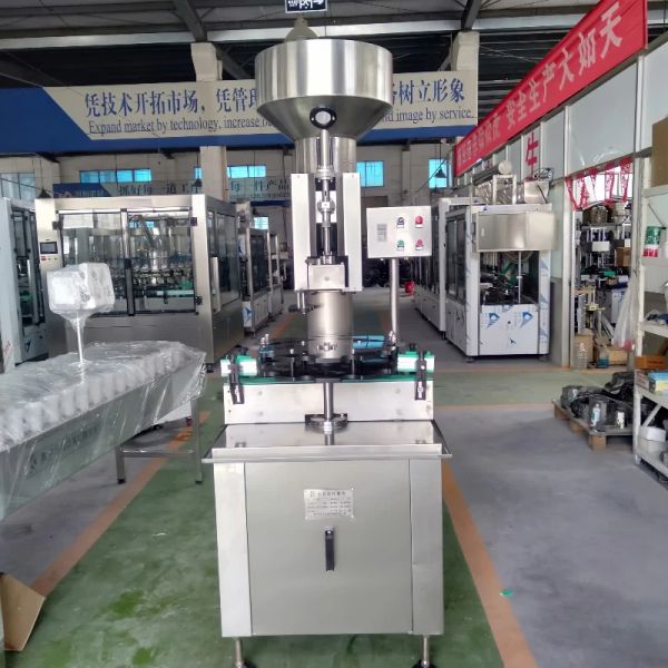 1.5KW Automatic Capping Machine 220V / 380V Automatic Wine Bottle Corker