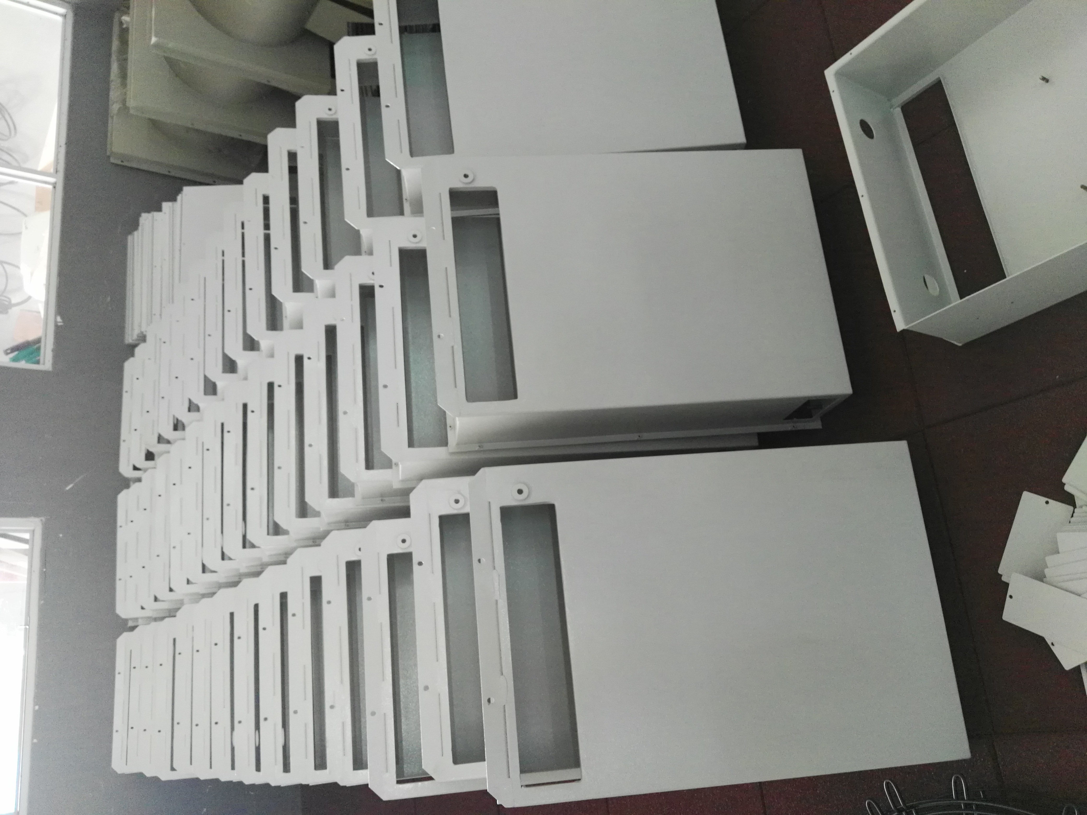 Carbon Steel Sheet Metal Processing Parts For Electronics Equipment