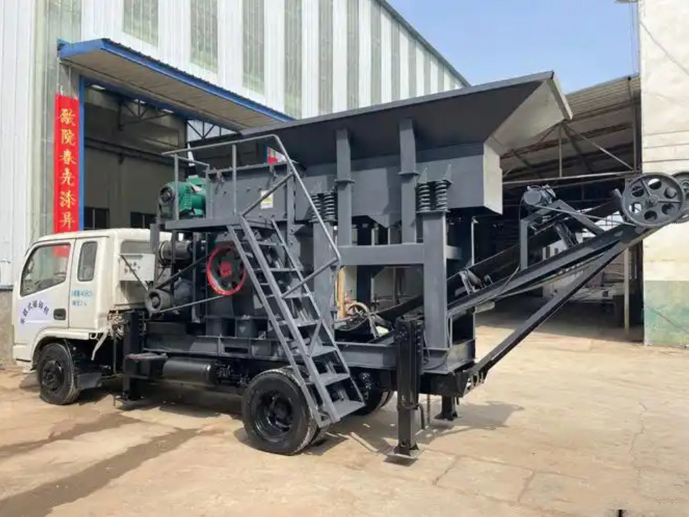 Box Mobile Stone Crusher Machine Hammer Crusher Box Crushing Machine