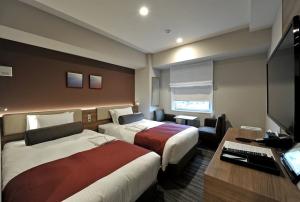 Wholesale Samoa furniture supplier from China for hotel bedroom set furniture with TV wall cabinet and desk table from china suppliers
