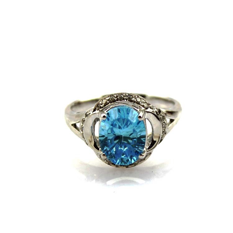 Sterling Silver with Lavender Amethyst Cubic Zirconia Gemstone Ring(R167)