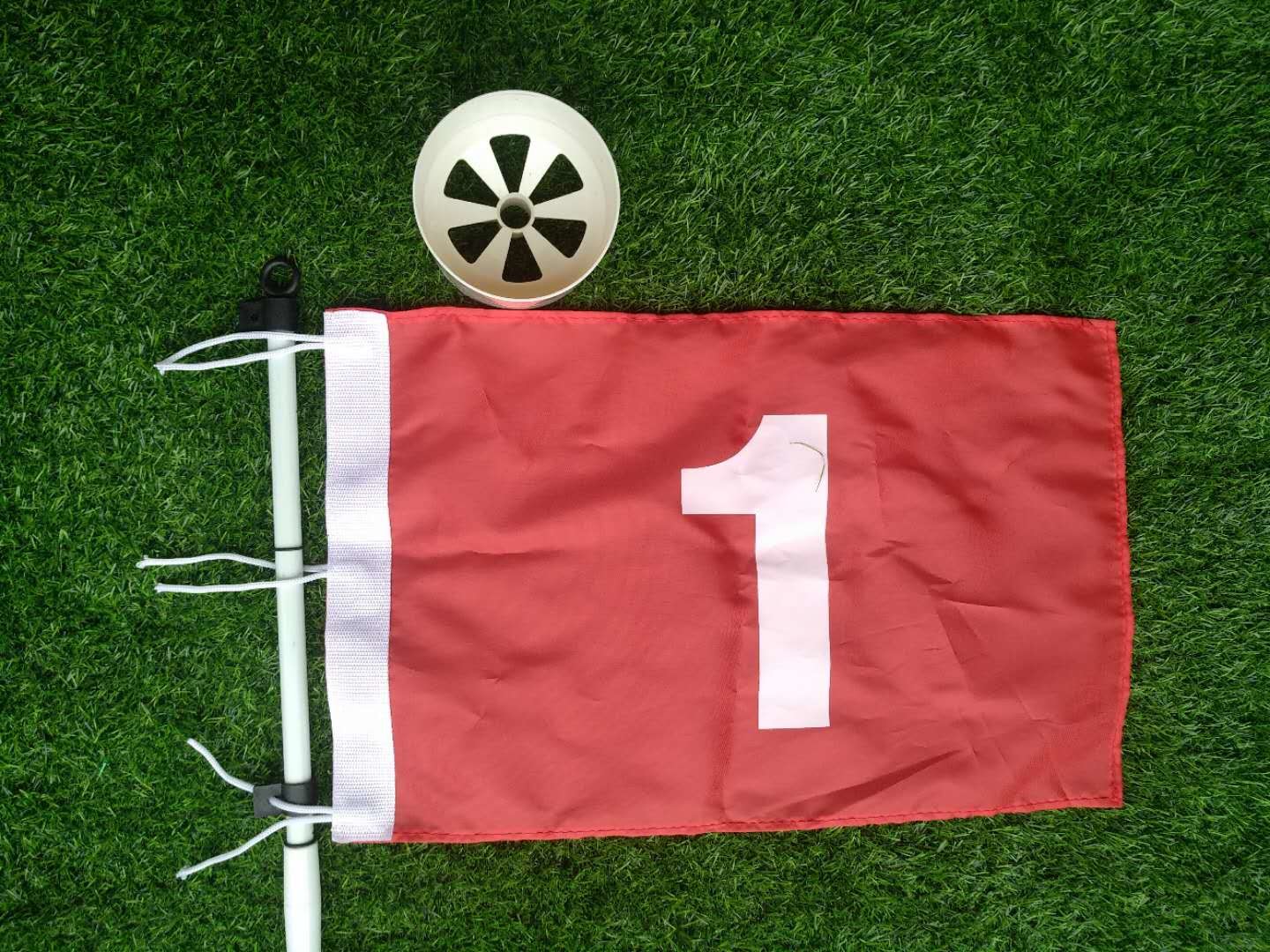 golf cup , golf cups , plastic golf cup , flag stick , flagstick , putting cup