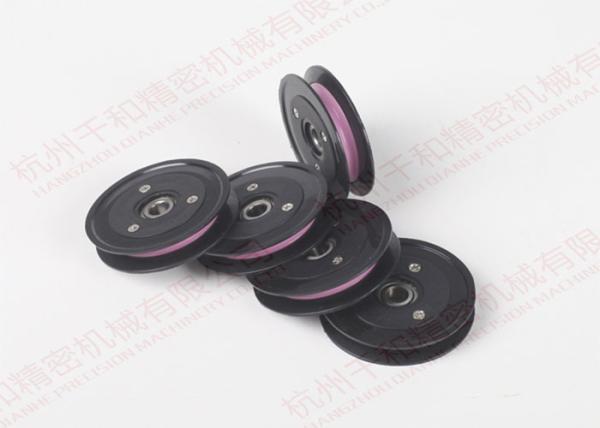 Pink color Roller plastic cable pulley with high speed bearing , 95% AL2O3
