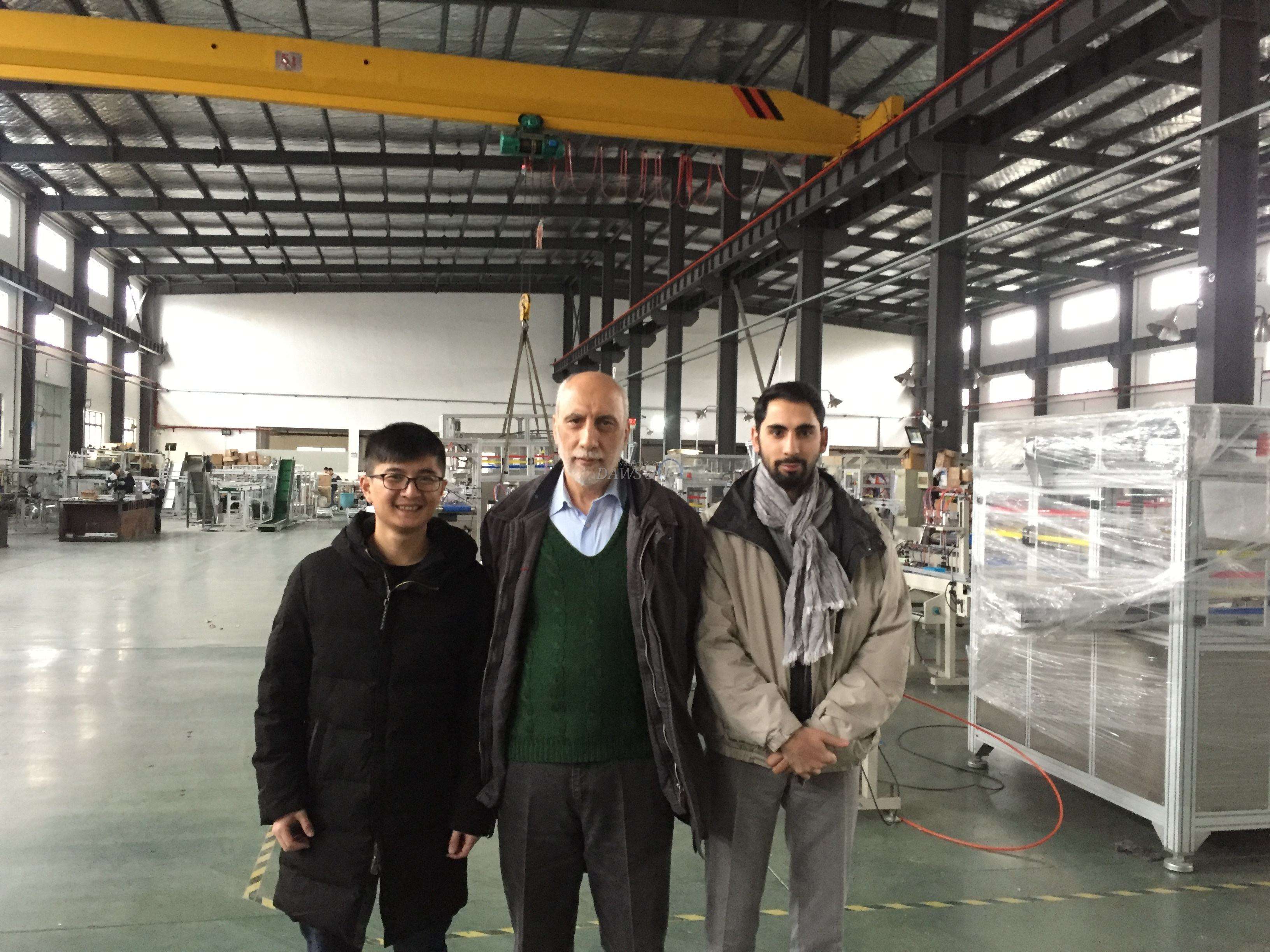 Full Automatic Plastic bottle Square and Round Sticker Labeling machine for Double side and Round
