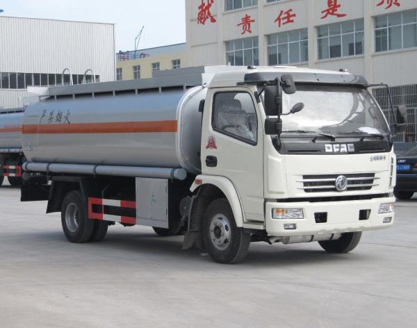 AGO DPK Oil Gas Tanker Truck 8000 Liter High Efficiency For Equipment Fuel