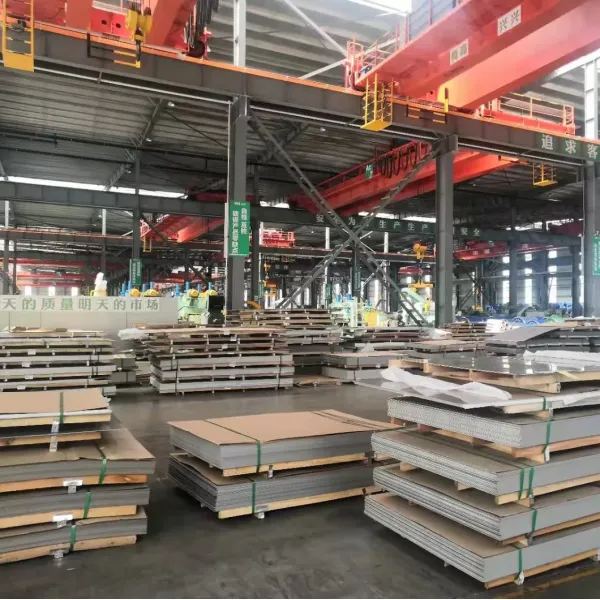 ASTM AISI 304 Stainless Steel Plate with No.1 Surface Hot Rolled in 1220*2440mm Size