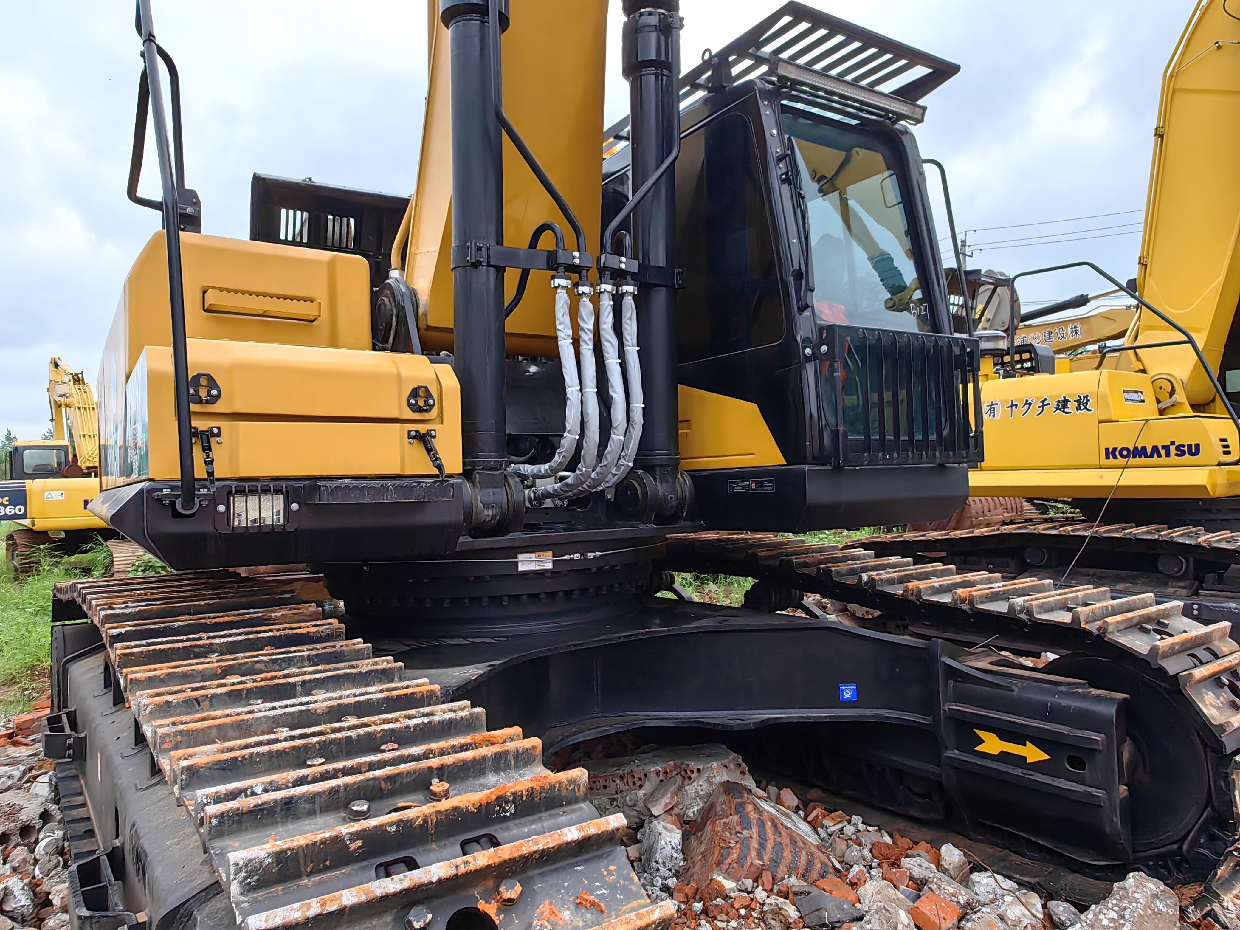 SANY Sy485h Used Crawler Excavator Yellow and Black