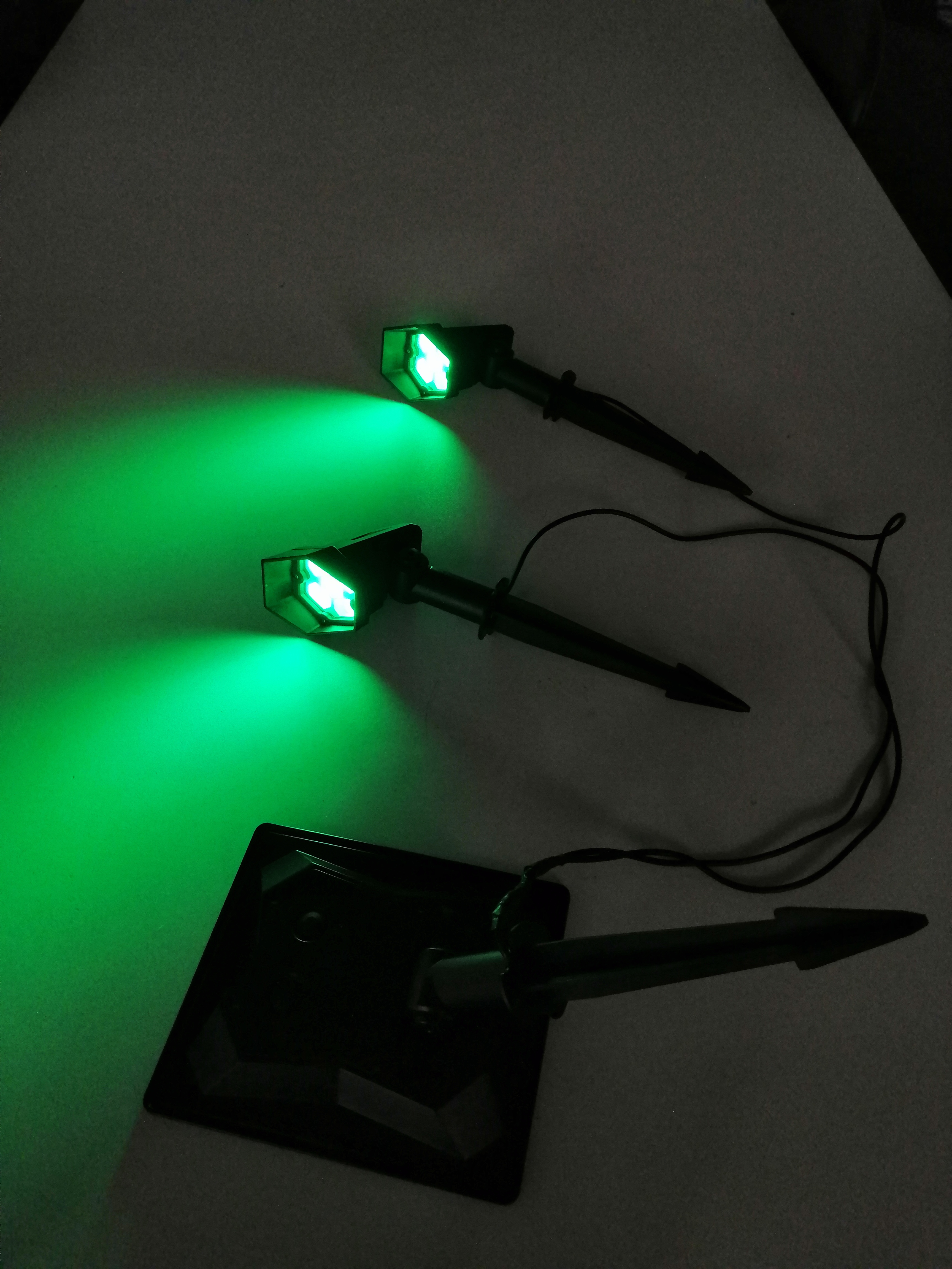 Garden solar outdoor spotlight
