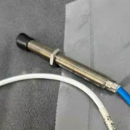 TQ402 111-402-000-012 Proximity Transducer