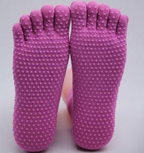Wholesale cotton skid free socks from china suppliers