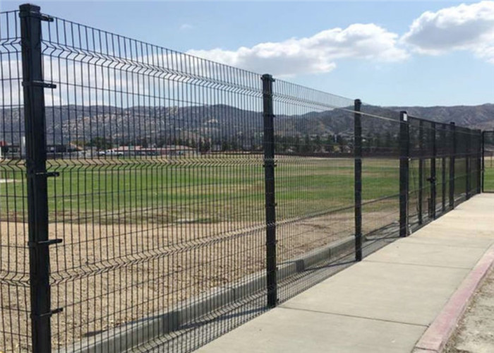 4mm Powder Coated Welded Mesh Fencing & Fence Post Gates For Oil Fields Security