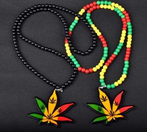 Wholesale Hip-hop style necklace acrylic jewelry marijuana leaf pendant necklace from china suppliers