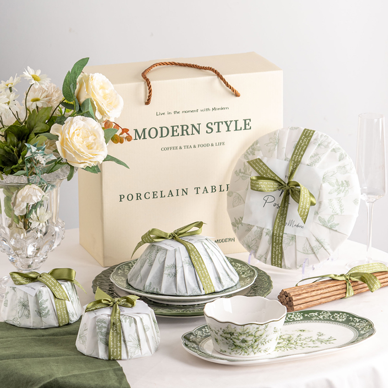Present Porcelain Dinner Plate Gift Box Dinnerware Sets For Sustainable Christmas Plates