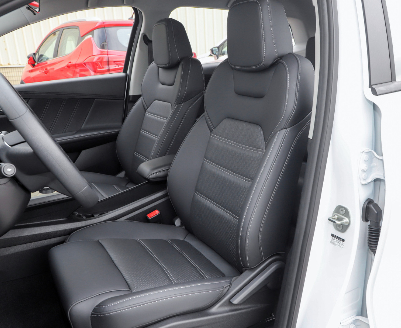 Byd E2 2021 Distinguished Compact Car Electric 5 Door 5 Seat Hatchback