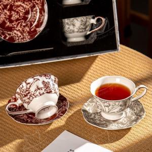 Wholesale Ceramic Mugs Coffee Cups Hand Pinched Irregular Flower Milk Tea Cup Oatmeal Breakfast Mug Drinkware Kitchen For Afternoon Tea Business Gift Giving from china suppliers