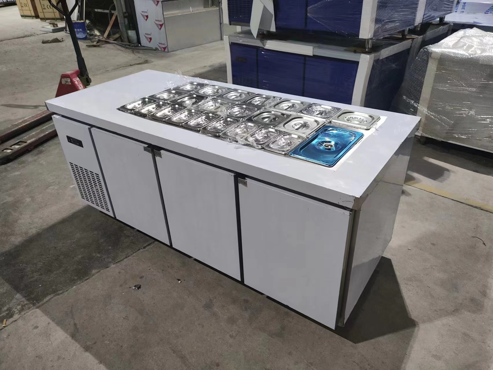 300L Under Counter Salad Chiller Commercial Table For Kitchen Restaurant
