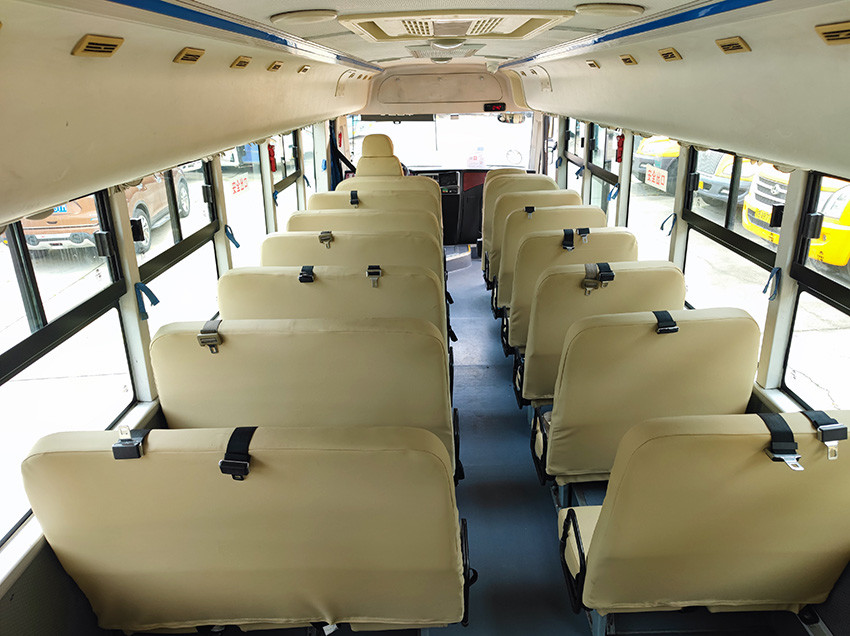 Yutong 41 Seats Used School Buses Diesel Fuel Produced In August 2014