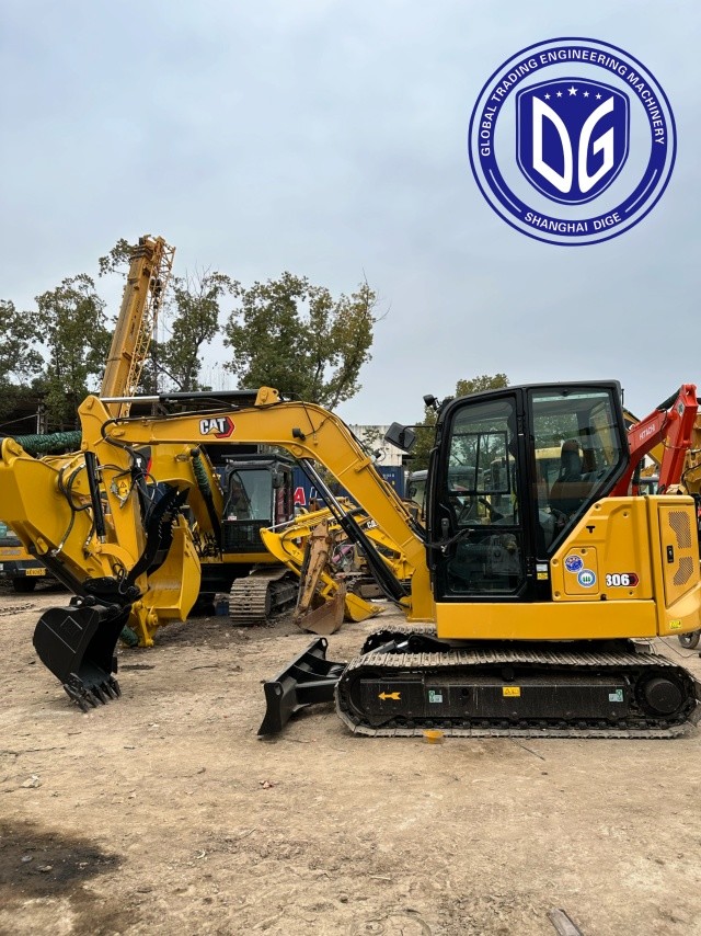 306GC Used Caterpillar 6ton Excavator with High-performance air filtration