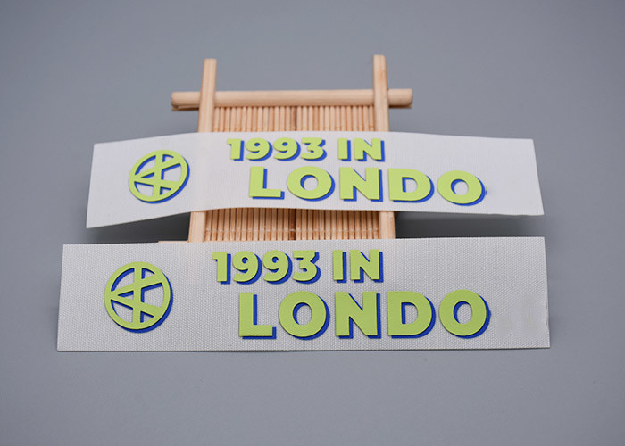 Custom White Woven Label Printed Matte Silicone Logo For Clothing