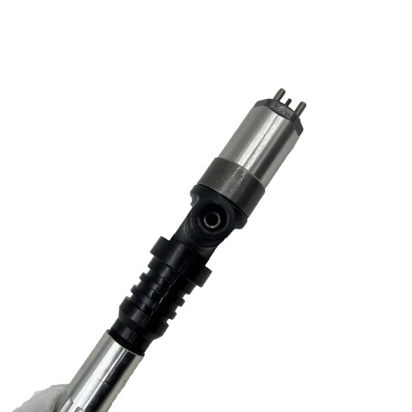 Fuel Injector 095000-0562 6218-11-3101 for Engine 6D140 Excavator PC200-7 PC300-7 Loader WA500-3H