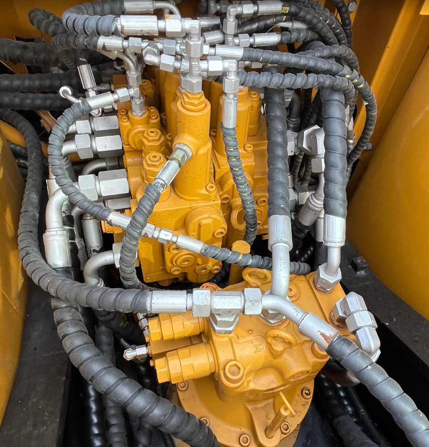 New Arrival SANY 155 Used Medium Crawler Excavator with 15 Ton Weight