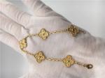 Flower Shaped 18K Gold Bracelet 5 Motifs VCARO1IE00 For Girlfriend / Wife