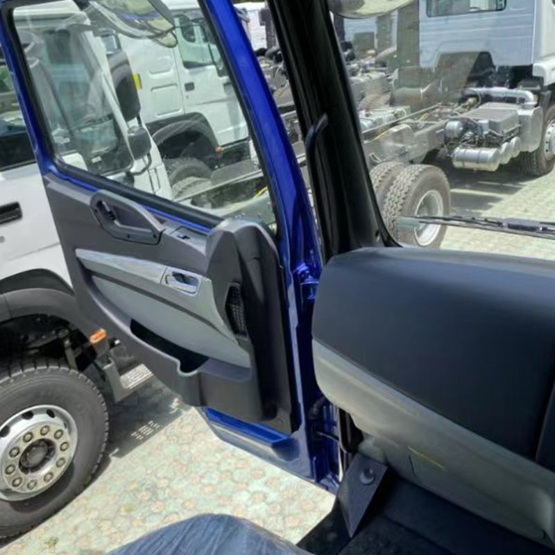 Right Hand Drive 8X4 12 Wheels 380HP Tipper Dump Trucks